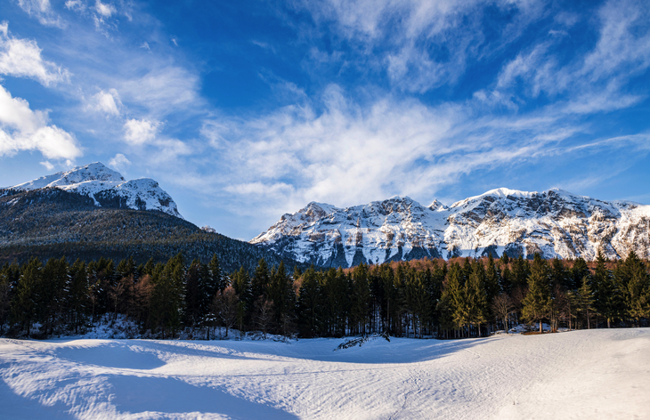 verschneite Dolomiten 