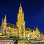 Rathaus und Weihnachtsmarkt in München