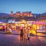 Weihnachtsmarkt in Heidelberg auf dem Universitätsplatz, Deutschland