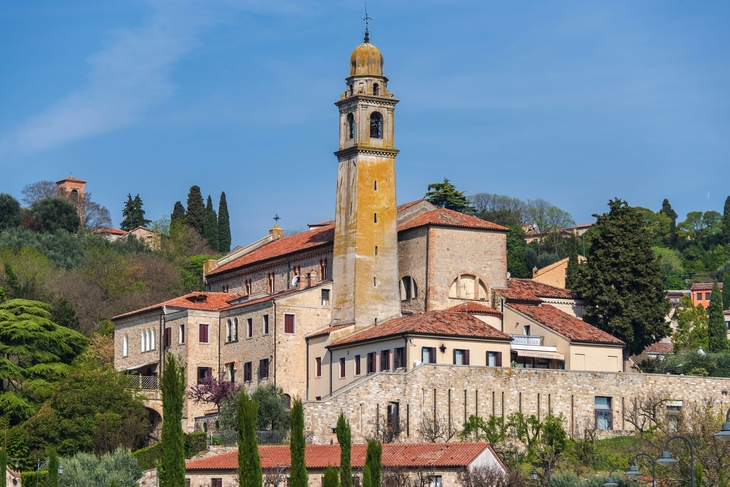 Kirche in Arquà Petrarca