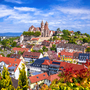 Blick auf die historische Stadt Breisach mit Dom